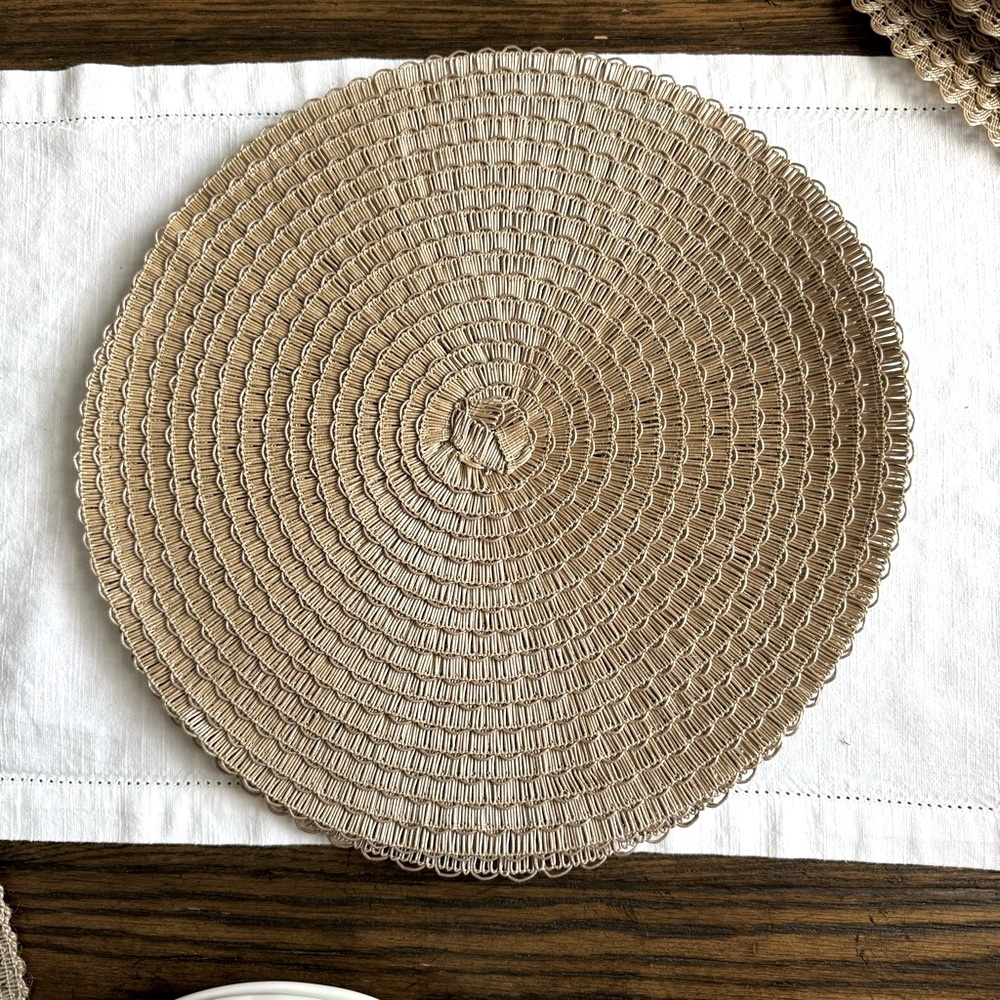 2/ Brown Beige Round Woven Placemats
Table Decor 14.5